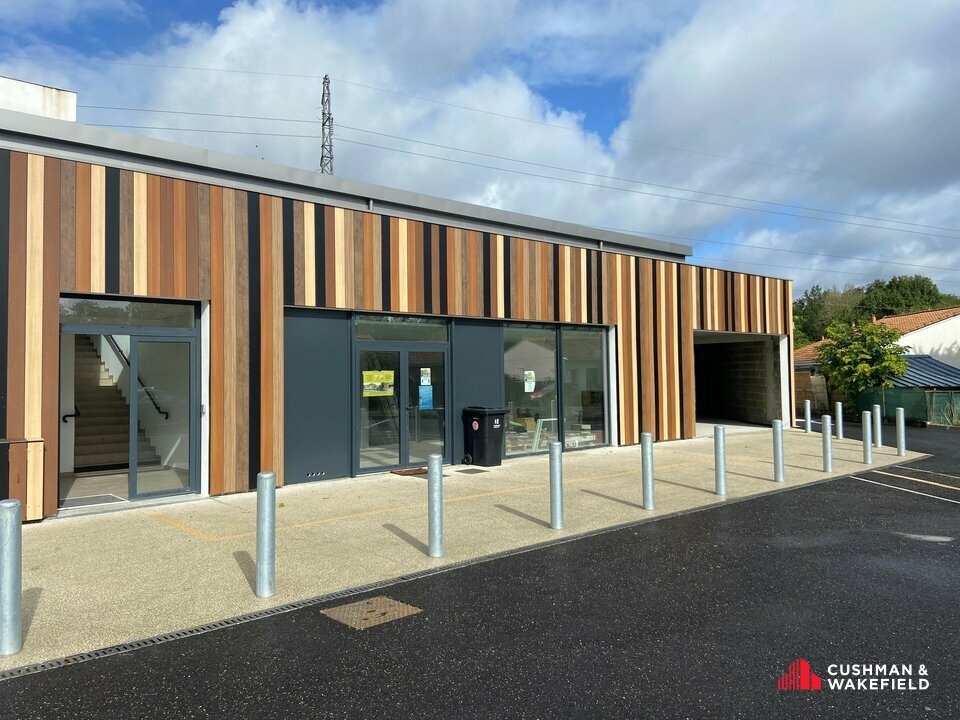 BIGANOS LOCAL COMMERCIAL NEUF A LOUER