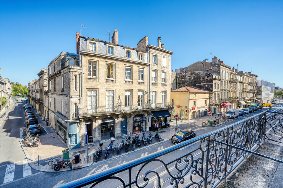 A louer Bureaux 208m² Bordeaux