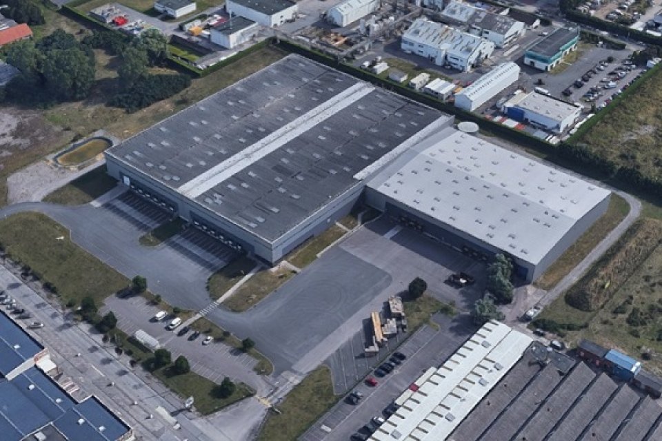 Entrepôt logistique de 5 841 m² à louer à Calais (62)