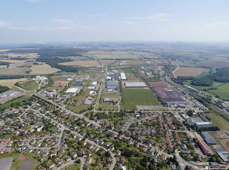 Terrains en zone industrielle à vendre - Faulquemont - Moselle (57)