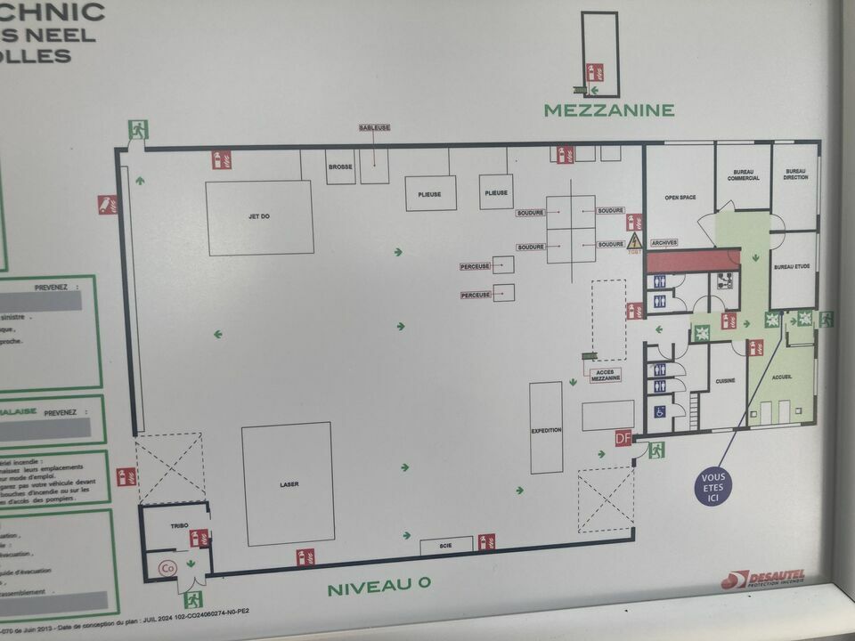 A vendre Locaux d'activité 953m² Crolles