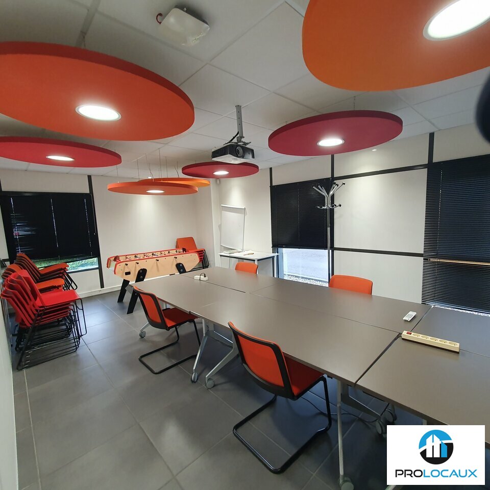 A louer Bureaux 498.05m² Voiron