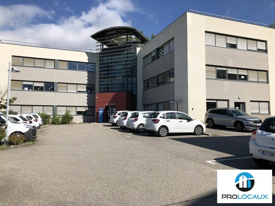 A vendre Bureaux 2928m² Bernin