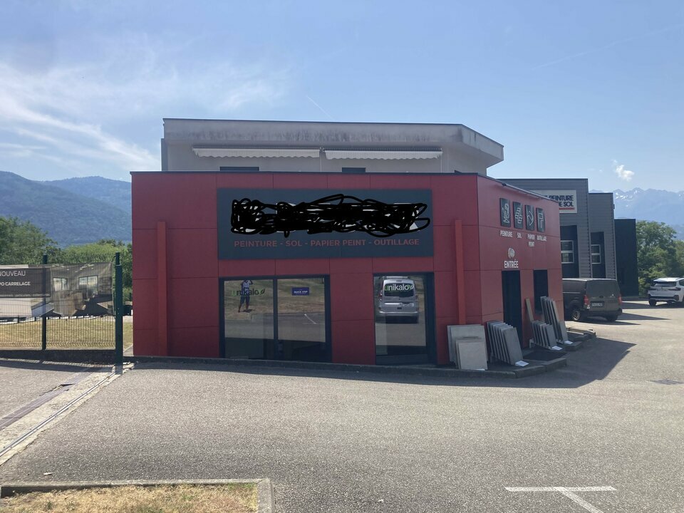 A louer Locaux d'activité 650m² Le Touvet