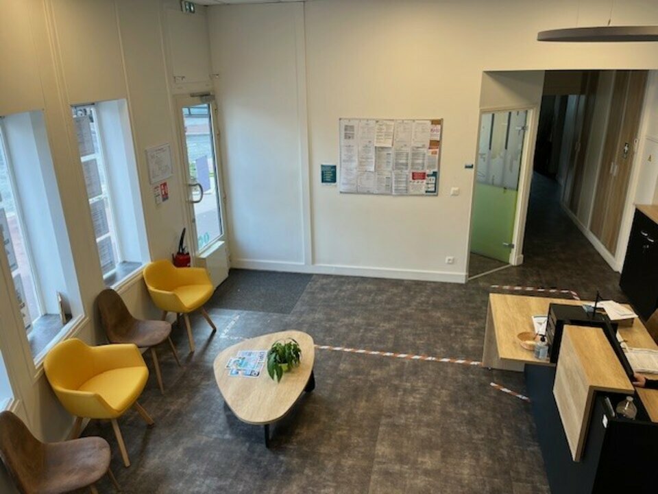 A vendre Local commercial  204m² Elbeuf