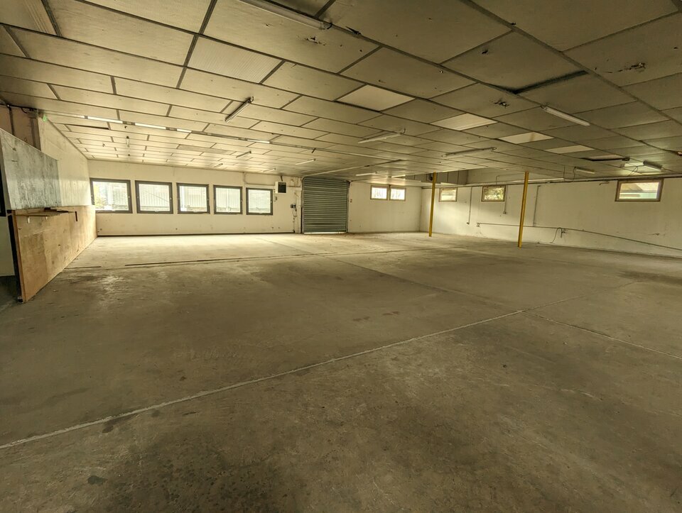 LOCAL D'activite à louer sur Evreux 