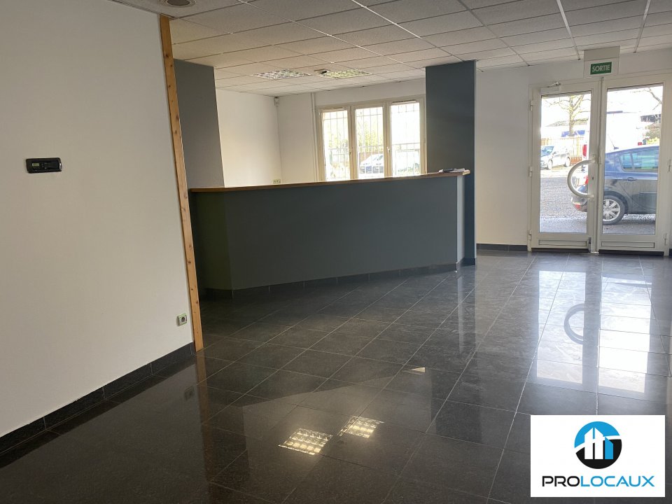 A louer Locaux d'activité 343m² Beauvais