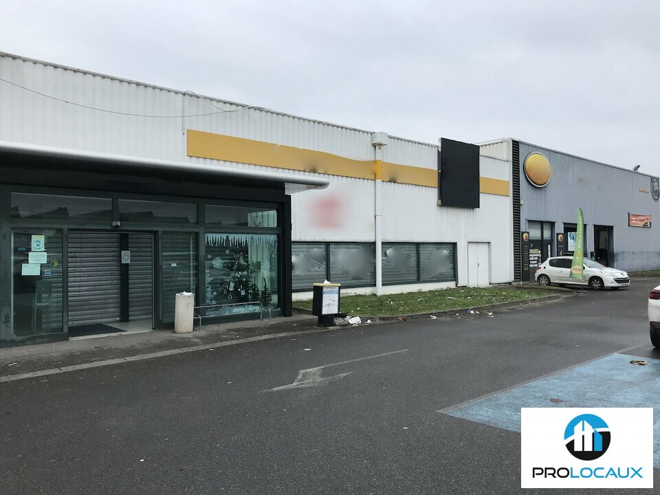 A louer Local commercial  660m² Pont-Sainte-Maxence