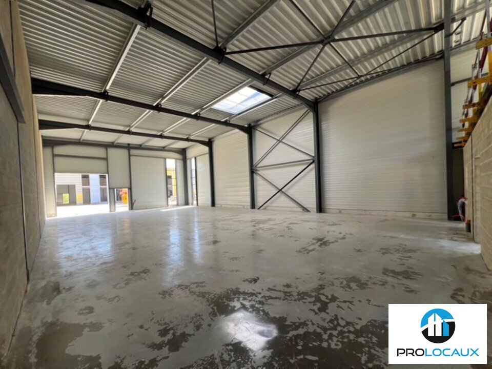 A louer Locaux d'activité 175m² Crouy-en-Thelle