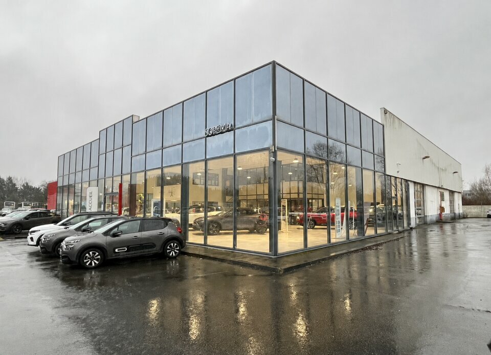 A louer Local commercial  458m² Persan