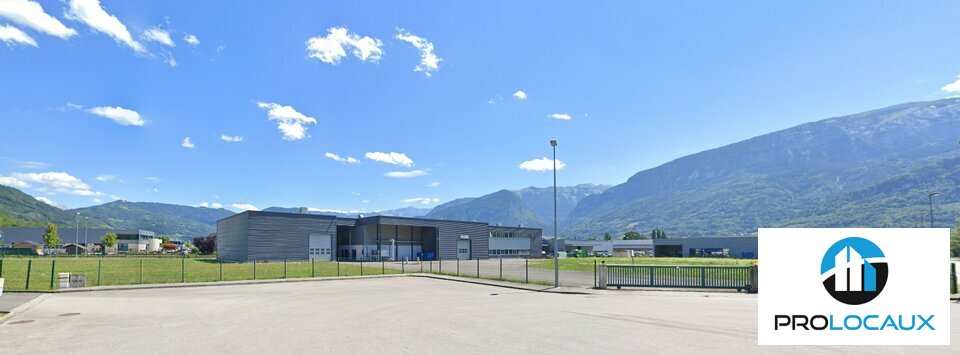 A vendre Locaux d'activité 2900m² Thyez