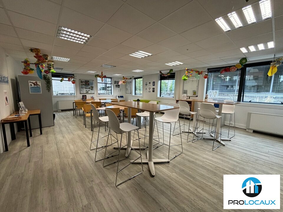 A louer Bureaux 101m² Grenoble