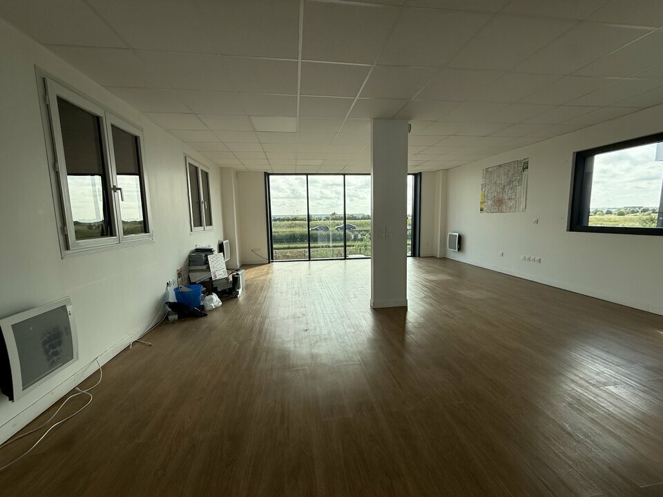 A louer Locaux d'activité 288m² Beauvais
