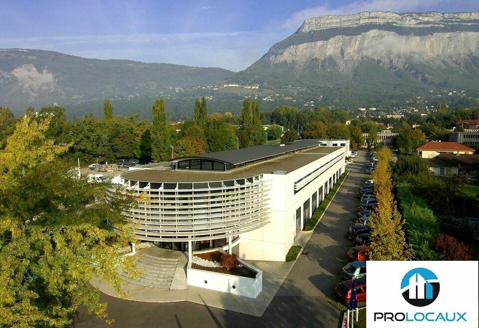 A louer Bureaux 2595m² Meylan