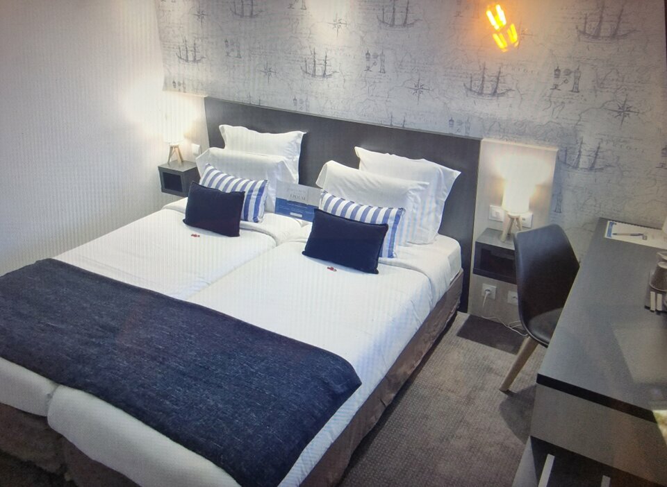 Agrandir la photo Hôtel à vendre - 1000.0 m2 - 76 - Seine-Maritime