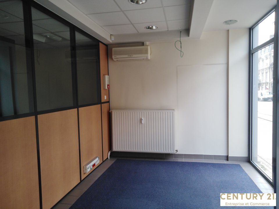 Agrandir la photo Local commercial à vendre - 120.0 m2 - 72 - Sarthe