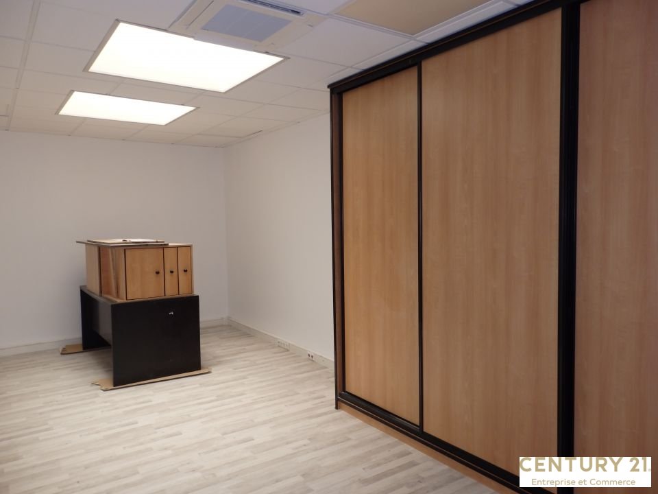 Agrandir la photo Bureaux à louer - 198.0 m2 - 72 - Sarthe