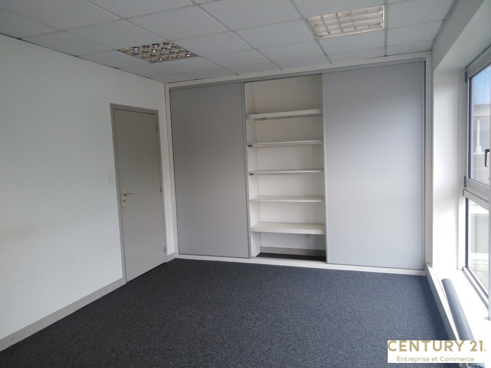 Agrandir la photo Bureaux à louer - 190.0 m2 - 72 - Sarthe