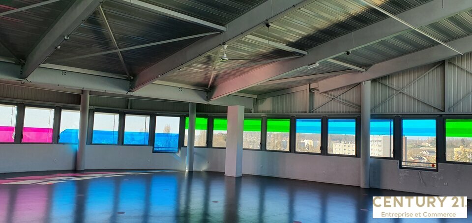 Agrandir la photo Bureaux à louer - 895.0 m2 - 72 - Sarthe