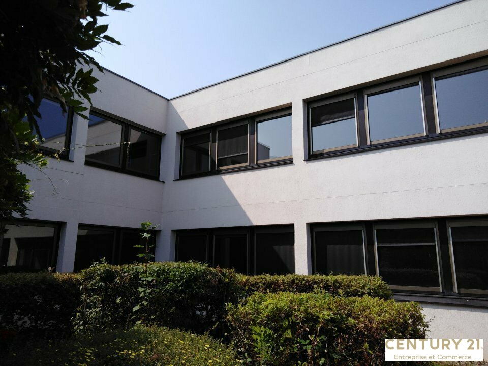 Agrandir la photo Bureaux à louer - 218.78 m2 - 72 - Sarthe