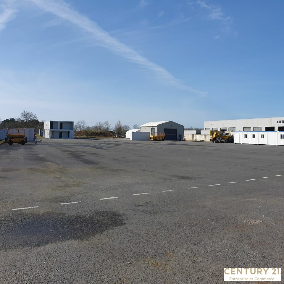 Agrandir la photo Garage à louer - 148.0 m2 - 72 - Sarthe