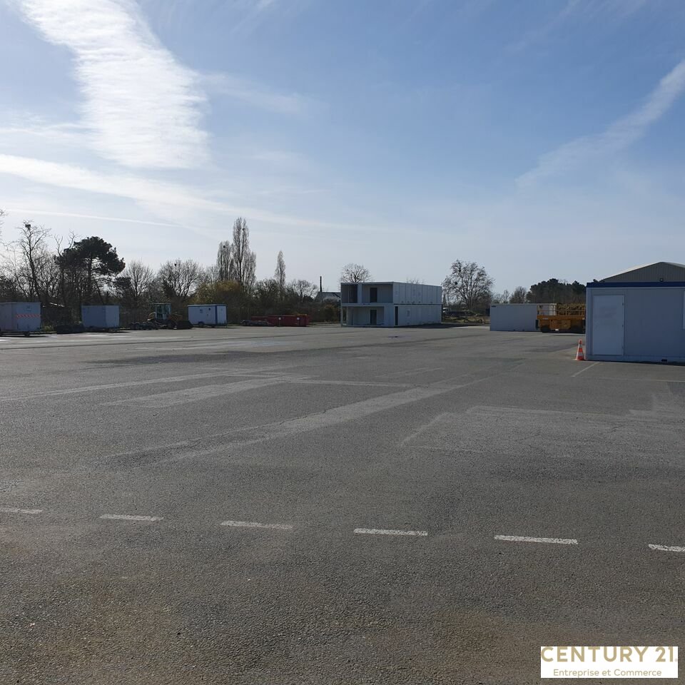 Agrandir la photo Garage à louer - 148.0 m2 - 72 - Sarthe