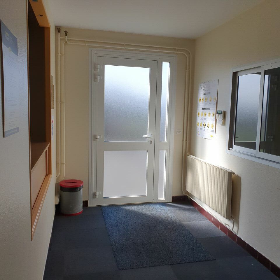 Agrandir la photo Bureaux à louer - 606.0 m2 - 72 - Sarthe