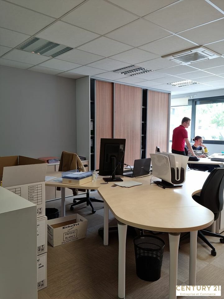 Agrandir la photo Bureaux à vendre - 413.4 m2 - 72 - Sarthe