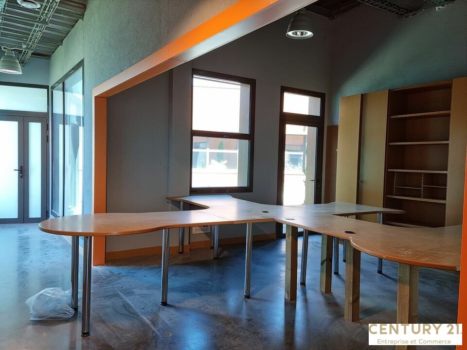 Agrandir la photo Bureaux à louer - 86.0 m2 - 72 - Sarthe