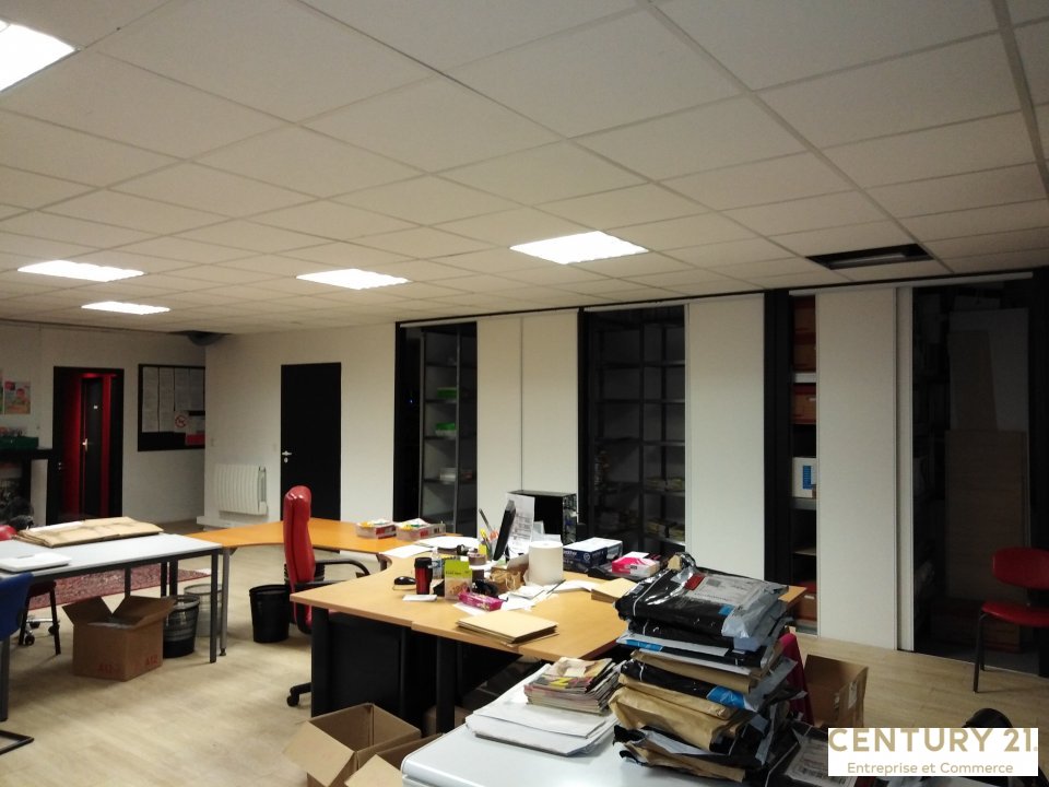 Agrandir la photo Bureaux à louer - 407.4 m2 - 72 - Sarthe
