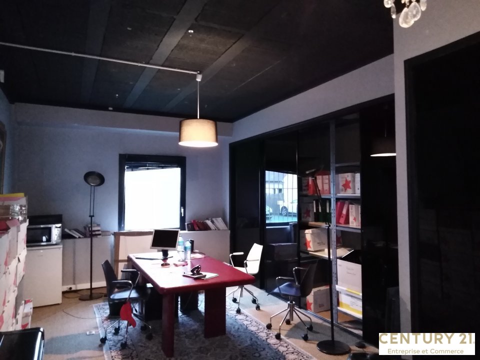 Agrandir la photo Bureaux à louer - 407.4 m2 - 72 - Sarthe