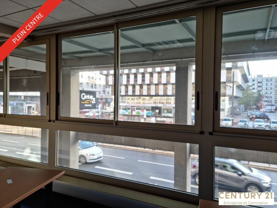 Agrandir la photo Bureaux à vendre - 467.0 m2 - 72 - Sarthe