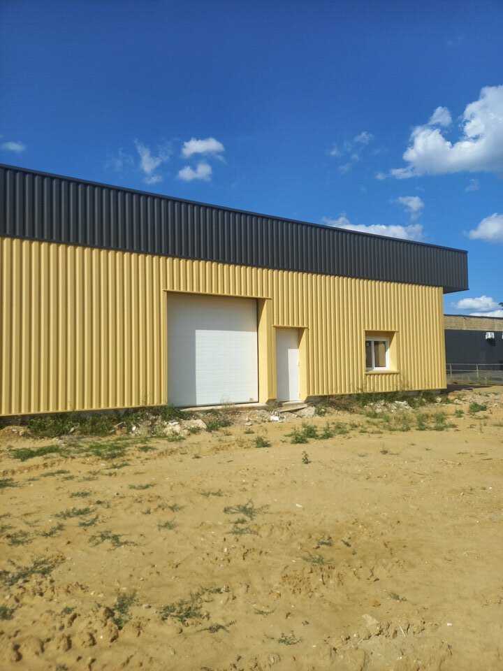 Local d'activité à louer - 200.0 m2 - 72 - Sarthe