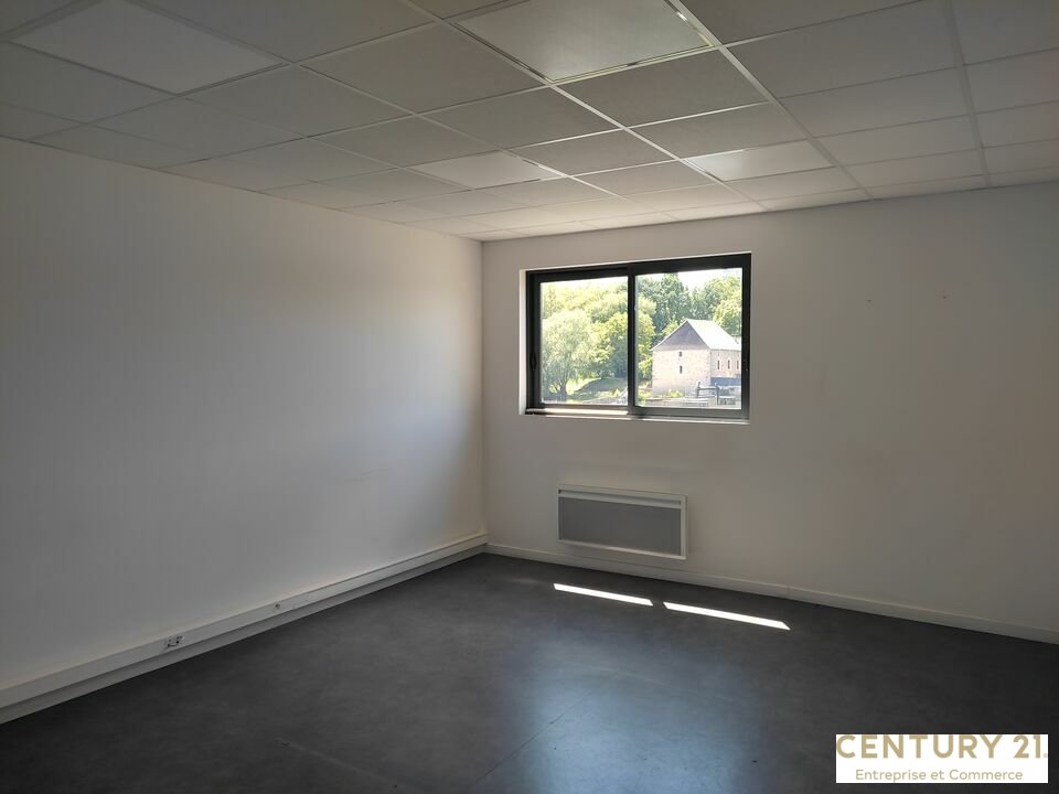 Agrandir la photo Local d'activité à vendre - 1000.0 m2 - 72 - Sarthe