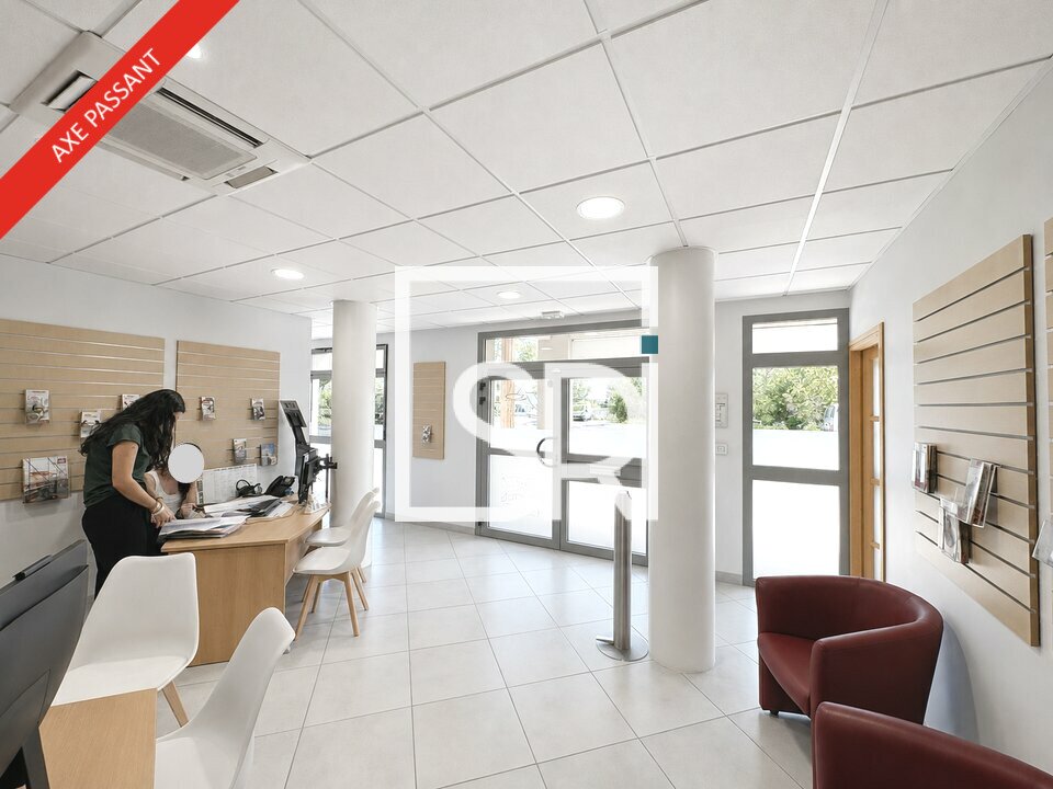 A louer Local commercial  141m² Cébazat