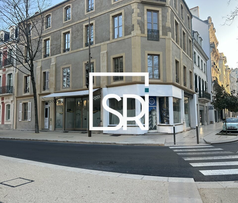 A louer Local commercial  100m² Vichy