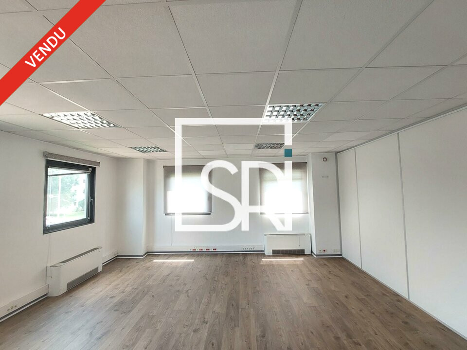 EXCEPTIONNEL - VENTE BUREAUX ETAT EXCELLENT - 63170 AUBIERE 