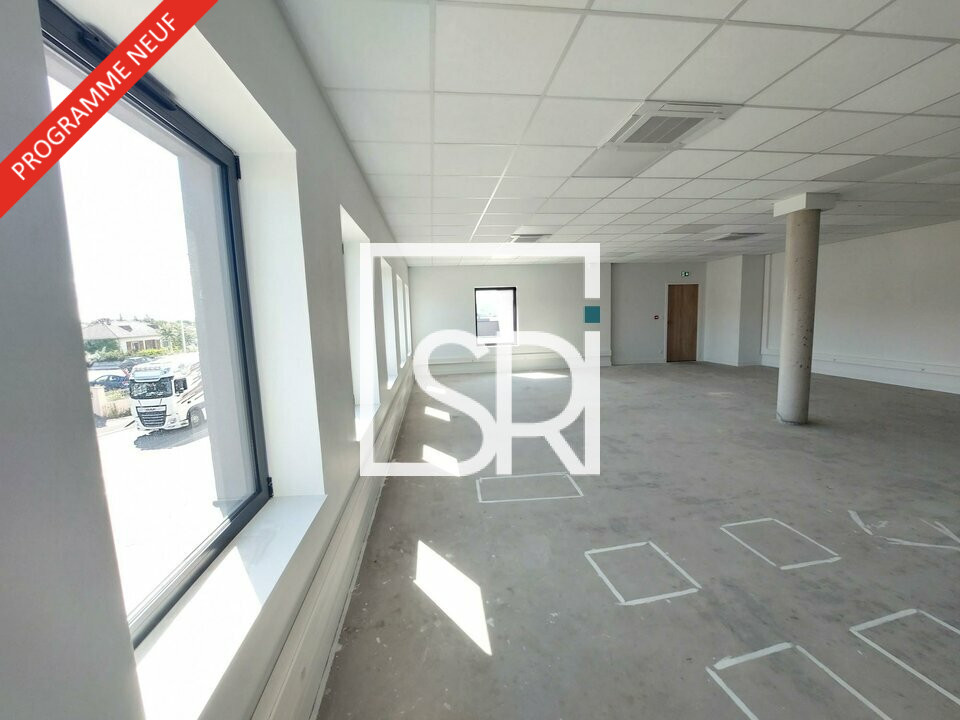 NEUFS - LOCATION BUREAUX  AVEC TERRASSE  63800 COURNON D'AUVERGNE