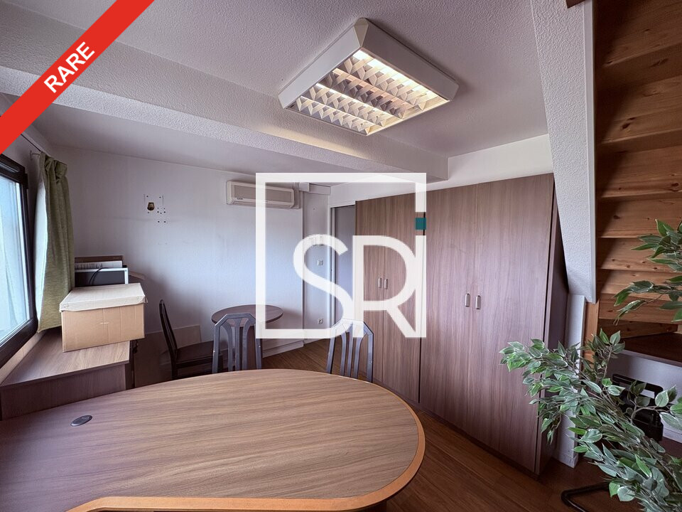 LOCATION BUREAUX MEUBLES ET EQUIPES - 32 m² - 63170 AUBIERE