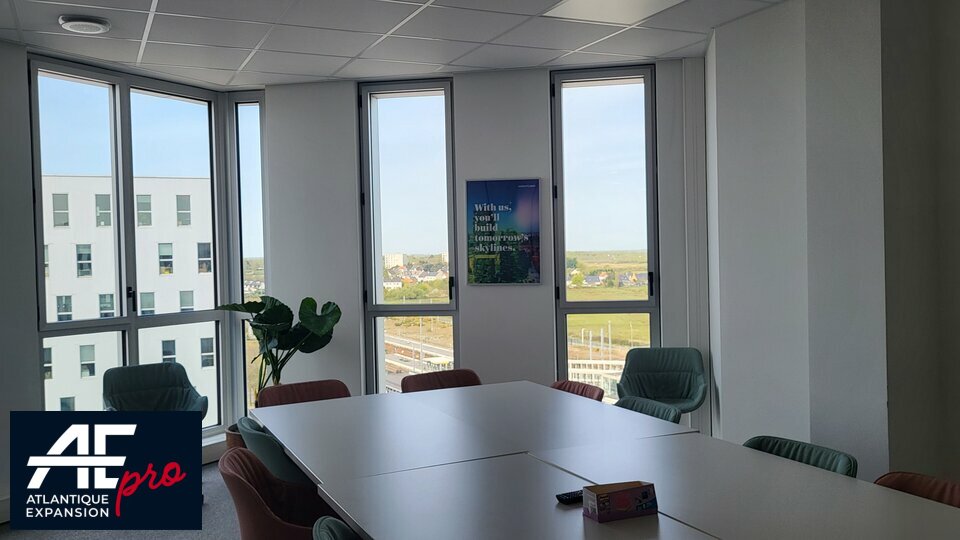 BUREAUX ENTREE DE VILLE à LOUER