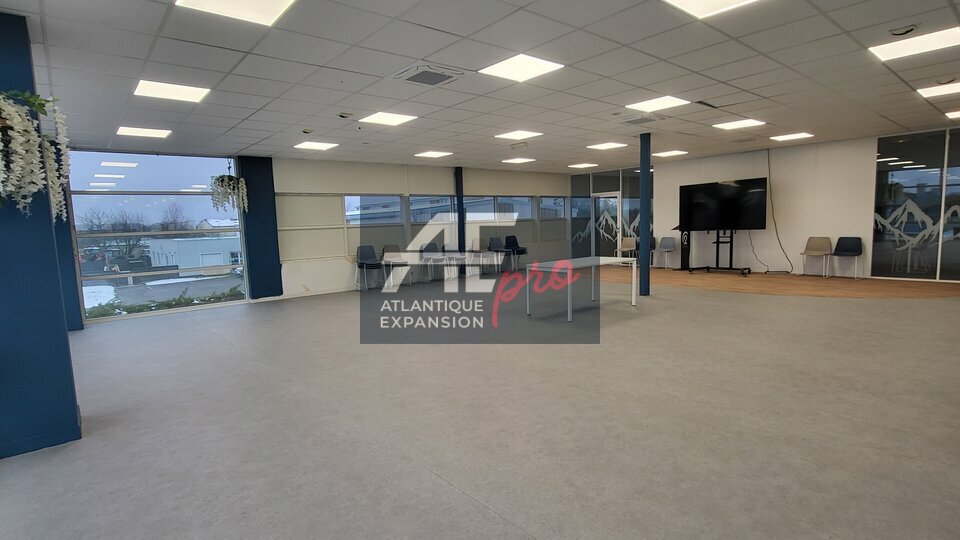 BUREAUX à LOUER