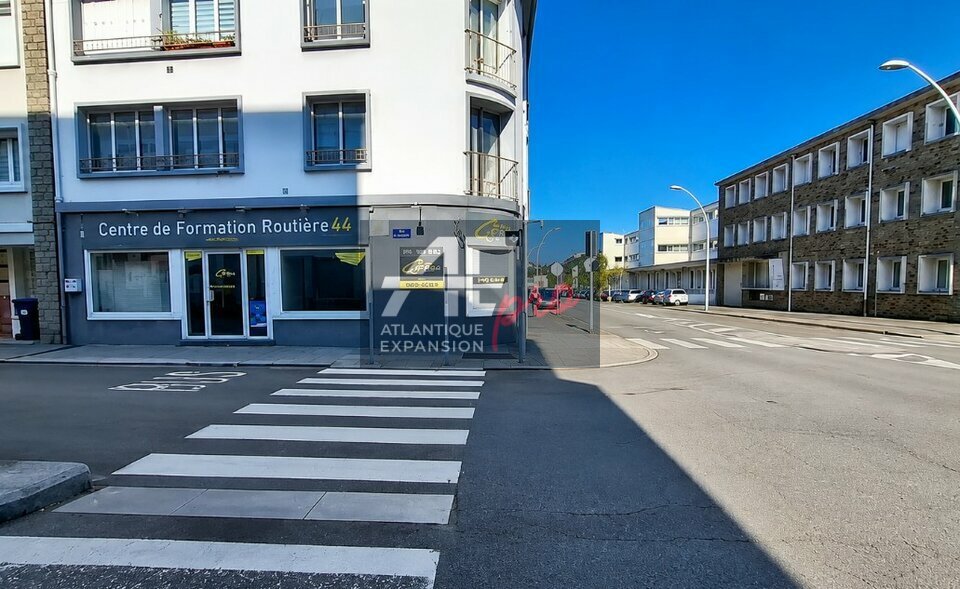 LOCAL COMMERCIAL à LOUER