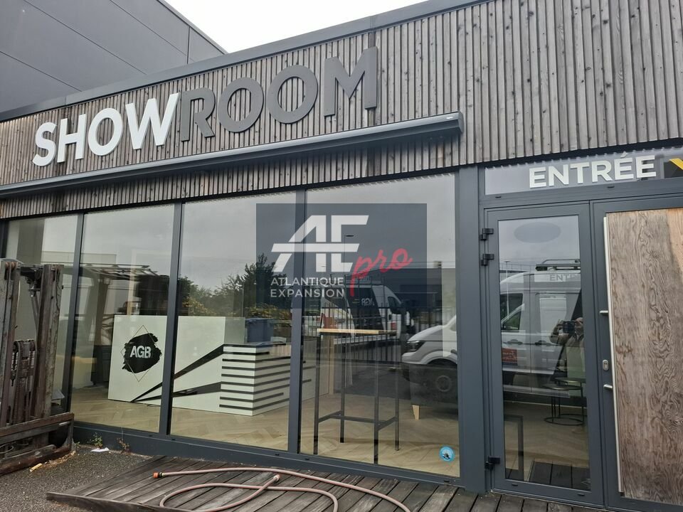 LOCAL D’ACTIVITE – ENTREPOT – à VENDRE