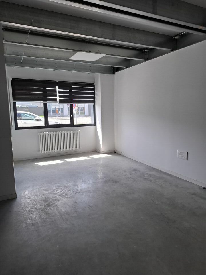 ENTREPOT – ATELIER à LOUER