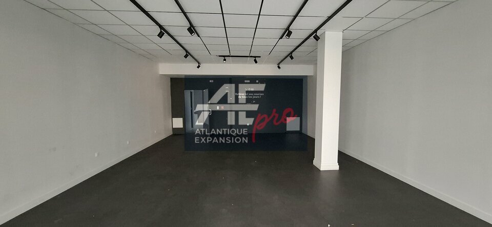 LOCAL COMMERCIAL à LOUER