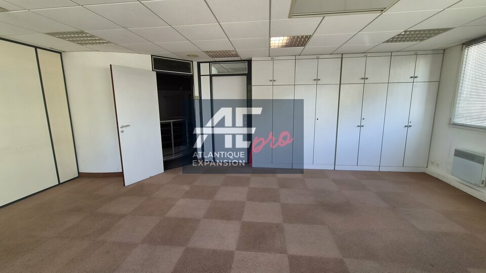 BUREAUX à LOUER