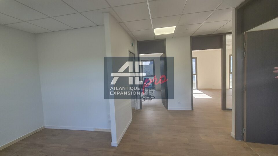 BUREAUX à LOUER
