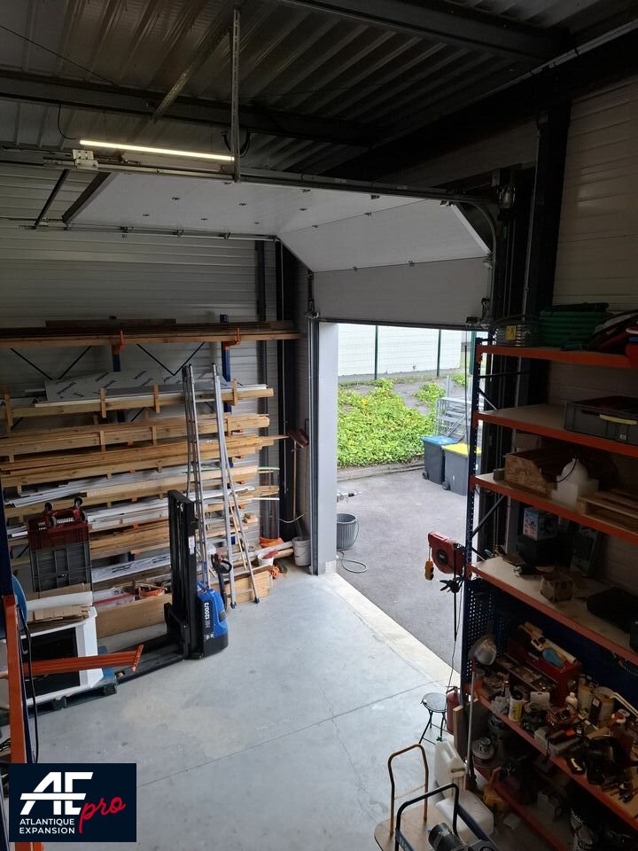 LOCAL D’ACTIVITE – ENTREPOT –  à LOUER