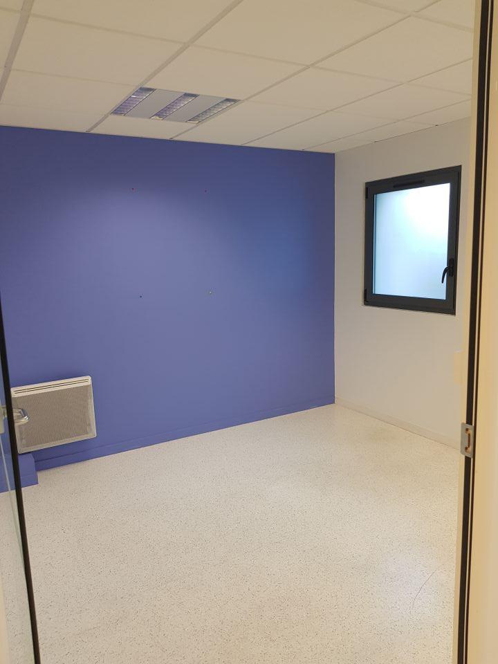 BUREAUX LOCAL COMMERCIAL à LOUER