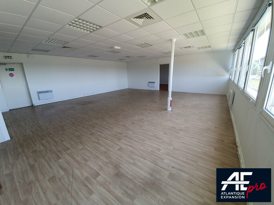 BUREAUX à LOUER